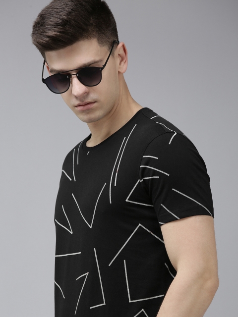 

SPYKAR Men Black & White Printed Slim Fit Round Neck Pure Cotton T-shirt
