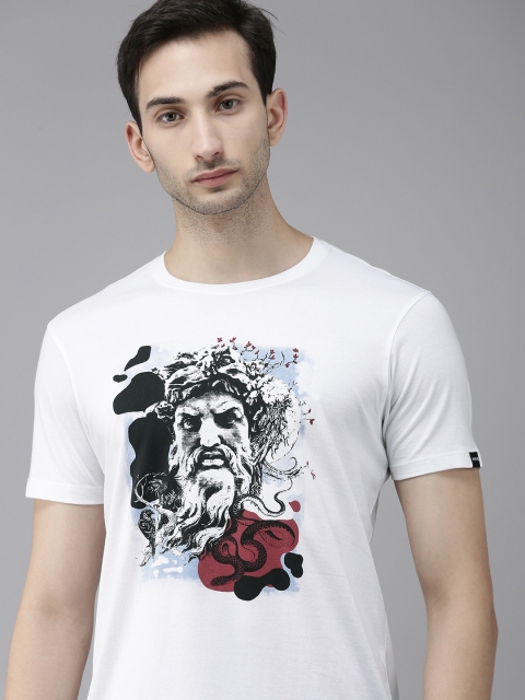 

SPYKAR Men White & Black Graphic Printed Slim Fit Pure Cotton T-shirt