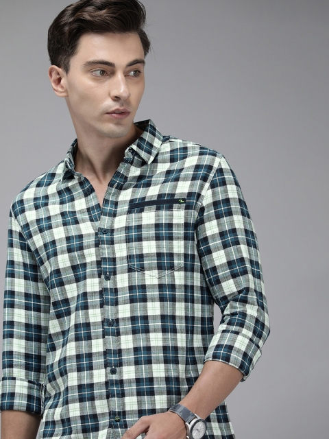 

SPYKAR Men Teal Blue And Neon Green Slim Fit Checked Pure Cotton Casual Shirt