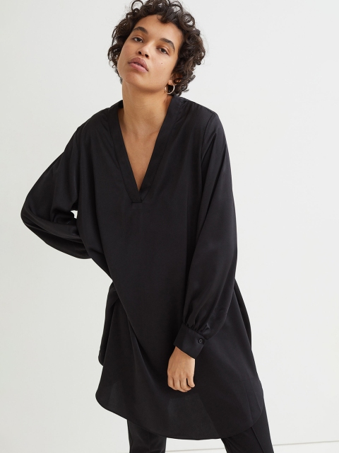 

H&M Women Black Satin Tunic