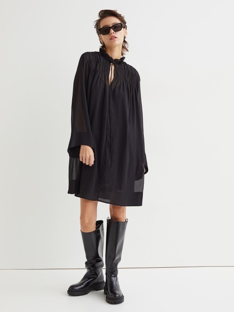 

H&M Women Black Crinkled Chiffon Dress