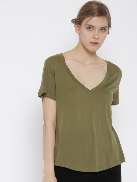 

FOREVER 21 Women Olive Green Solid V-Neck T-Shirt