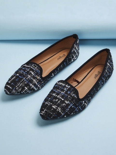 

Ginger by Lifestyle Women Woven Design Loafers, Black