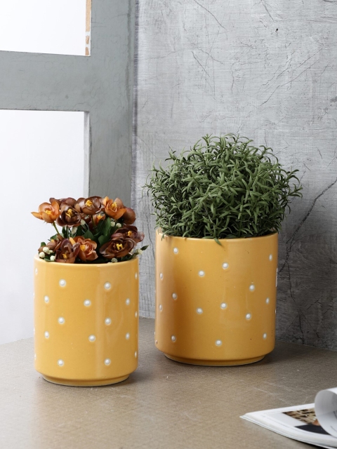 

The Decor Mart Set Of 2 Yellow & White Ceramic Planters
