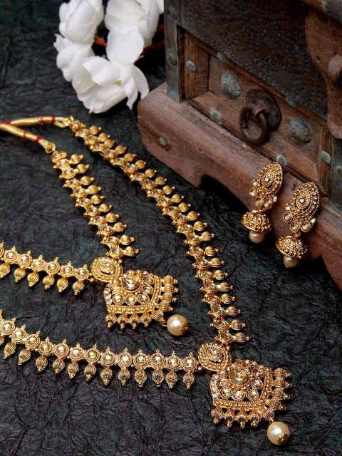 

Shining Diva Women Gold-Plated & Brown Kundan-Studded Jewelry Set