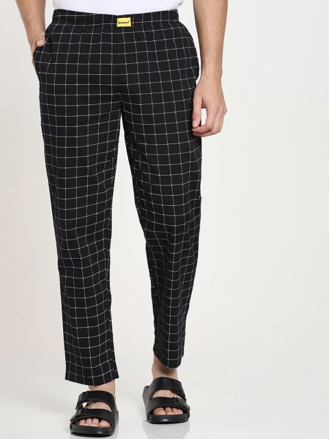 

Bewakoof Men Black & White Checked Lounge Pants
