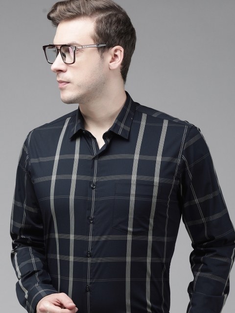 

Van Heusen Men Navy Blue & White Slim Fit Checked Casual Shirt