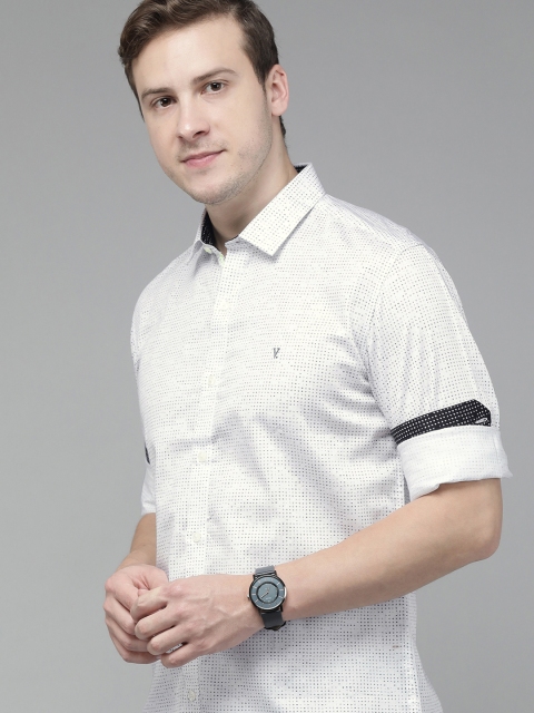

V Dot Men White Slim Fit Self Design Pure Cotton Casual Shirt