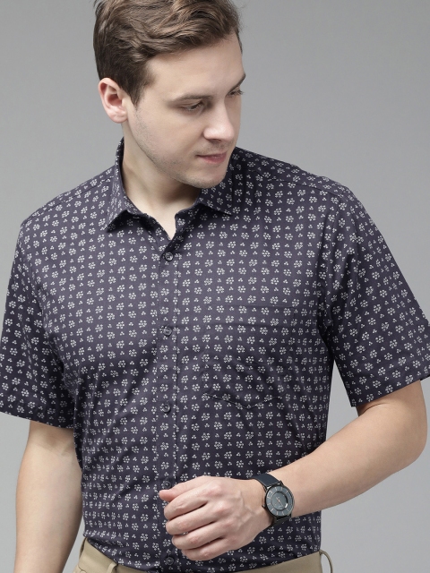 

Van Heusen Men Navy Blue Tailored Fit Printed Casual Shirt