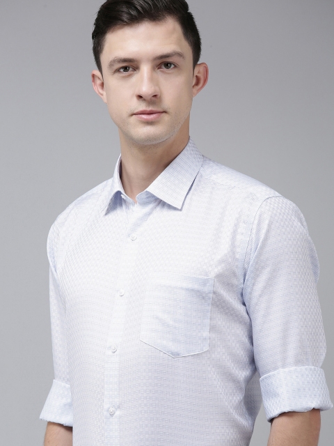 

Van Heusen Men Blue Custom Fit Printed Formal Shirt