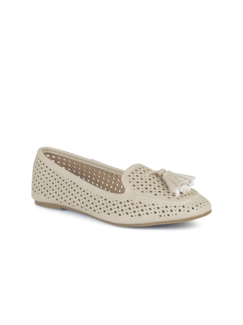 

London Rag Women Beige Perforations Suede Tassel Loafers