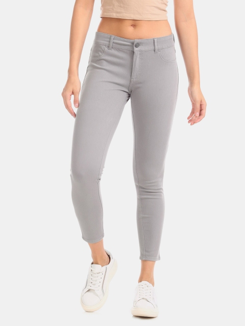

Sugr Women Grey Solid Slim-Fit Jeggings