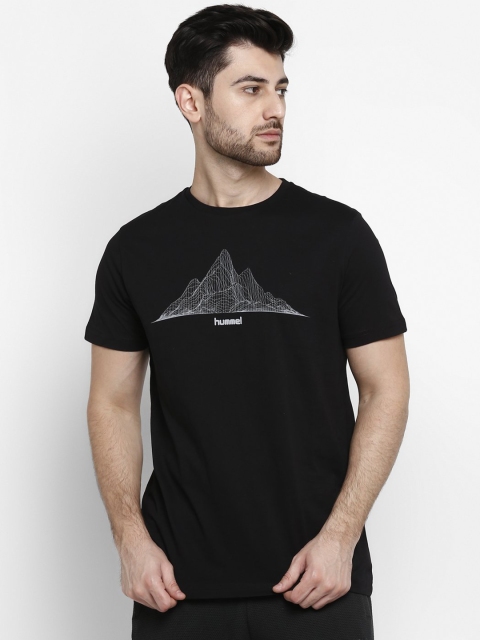 

hummel Men Black & White Printed Pure Cotton T-shirt