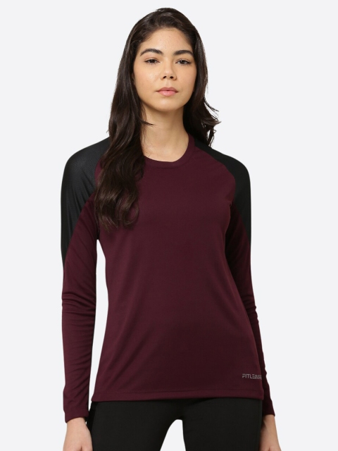 

Fitleasure Women All Weather Workout Maroon T-Shirt