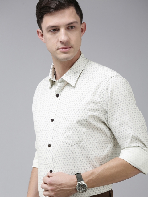

Van Heusen Sport Men Off White & Blue Slim Fit Printed Pure Cotton Casual Shirt