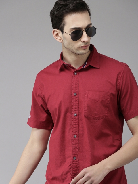

VAN HEUSEN DENIM LABS Men Red Slim Fit Casual Shirt