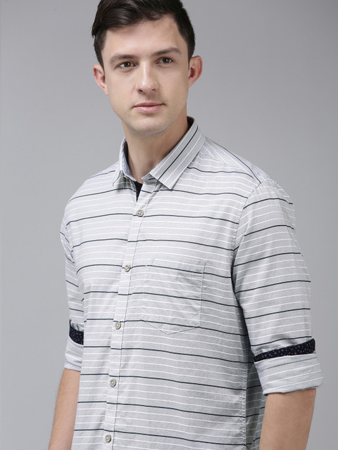 

Van Heusen Sport Men Grey & White Striped Slim Fit Pure Cotton Casual Shirt