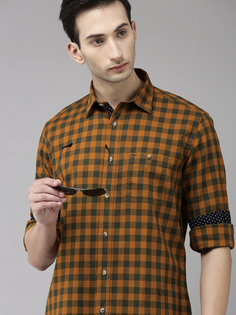 

VAN HEUSEN DENIM LABS Men Mustard Yellow Slim Fit Checked Casual Shirt