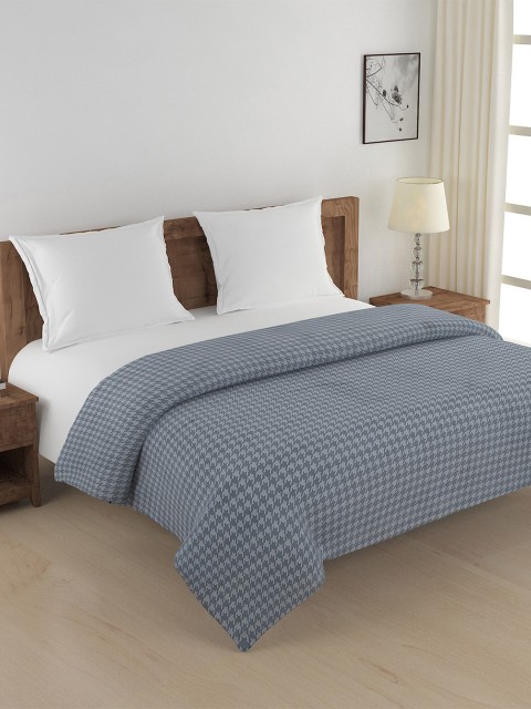 

SWAYAM Grey & Charcoal Geometric Heavy Winter 350 GSM Double Bed Quilt
