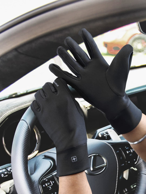 

SWISS MILITARY Black Anti-Bacterial Gloves with 4 Layer Protection Face Mask