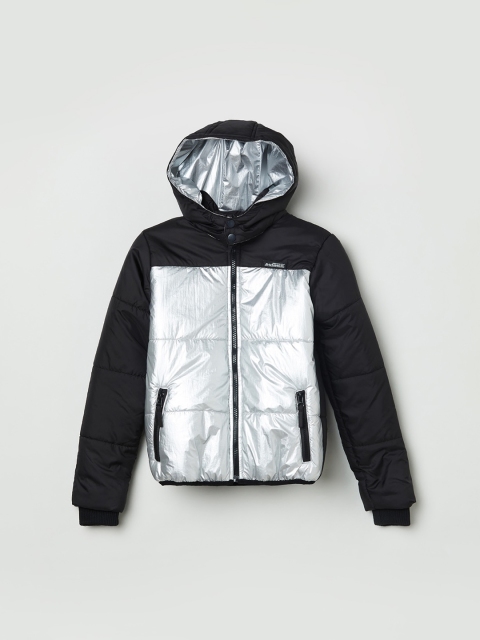 

max Boys Black Silver-Coloured Colourblocked Windcheater Padded Jacket