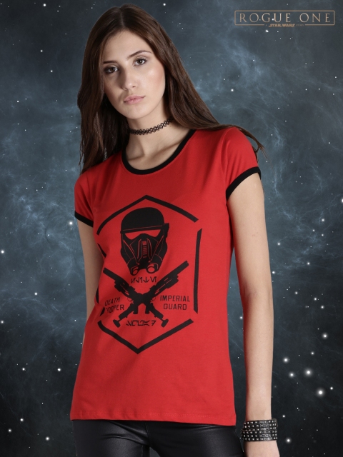 

Kook N Keech Star Wars Women Red Printed Round Neck T-shirt