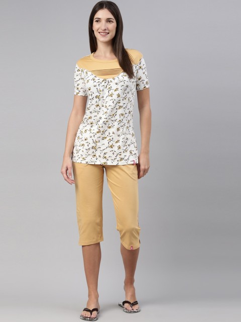 

A3A Women Beige & White Printed Pure Cotton Night suit