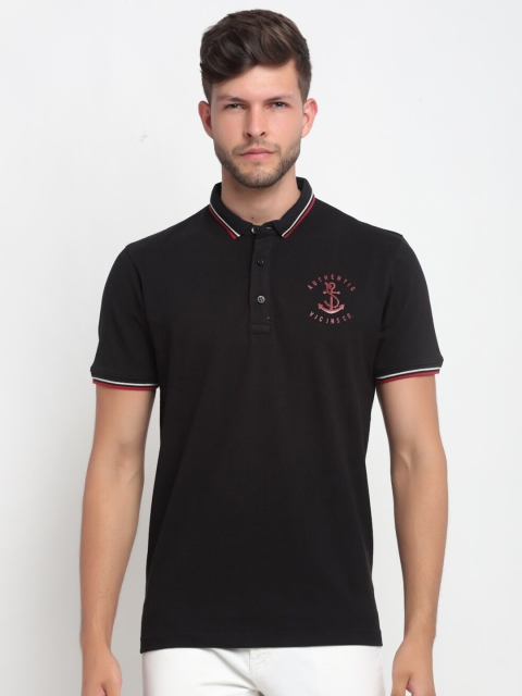 

VENITIAN Men Black Mandarin Collar Slim Fit T-shirt