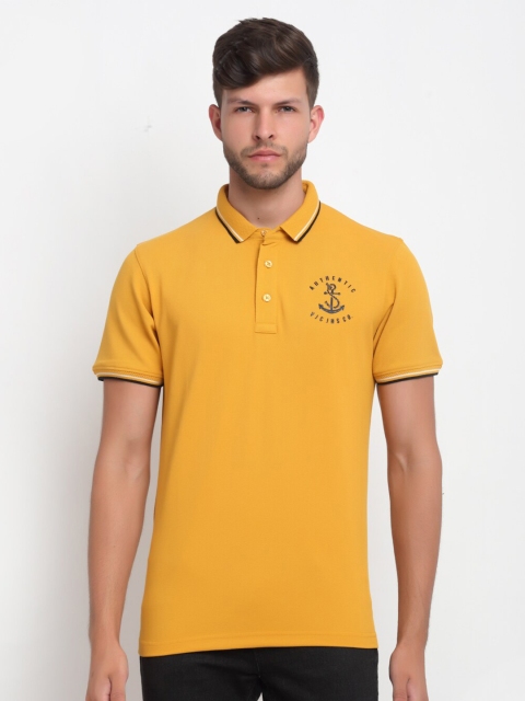 

VENITIAN Men Mustard Yellow Polo Collar Slim Fit T-shirt