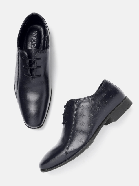 

Woods Men Navy Leather Brand Logo Textured Formal Oxfords, Navy blue