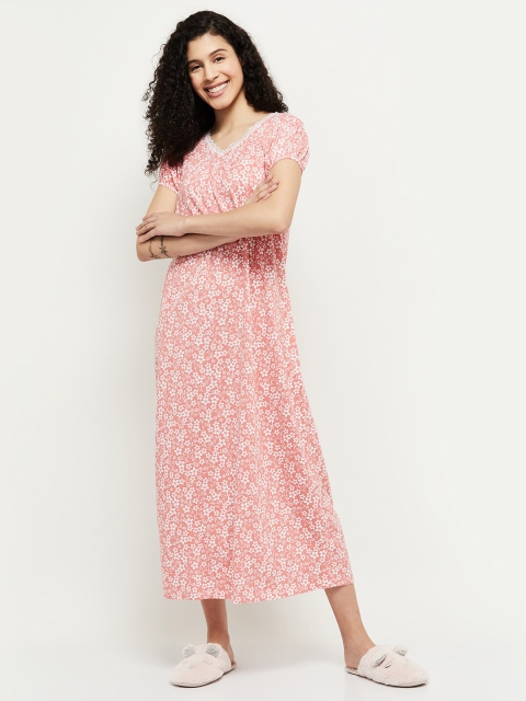 

max Peach-Coloured Printed Maxi Nightdress