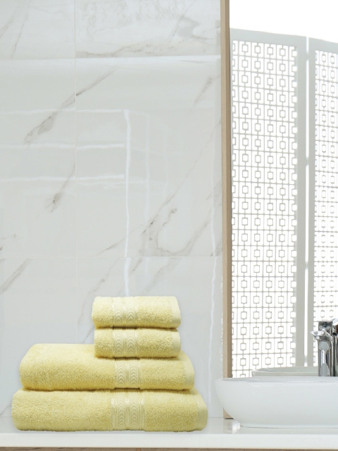 

Trident Set Of 4 Yellow Solid 450 GSM Pure Cotton Towels