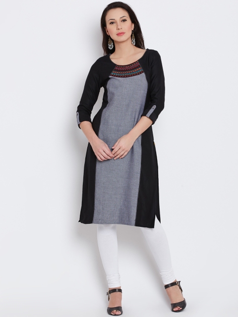 

AURELIA Women Black Embroidered Straight Kurta