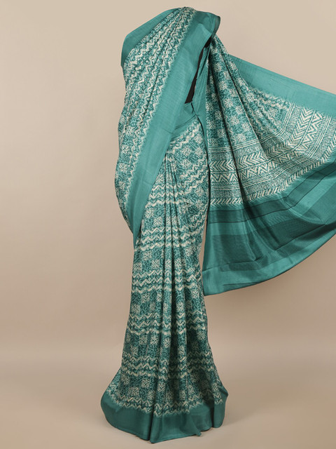 

Pothys Green & White Printed Saree