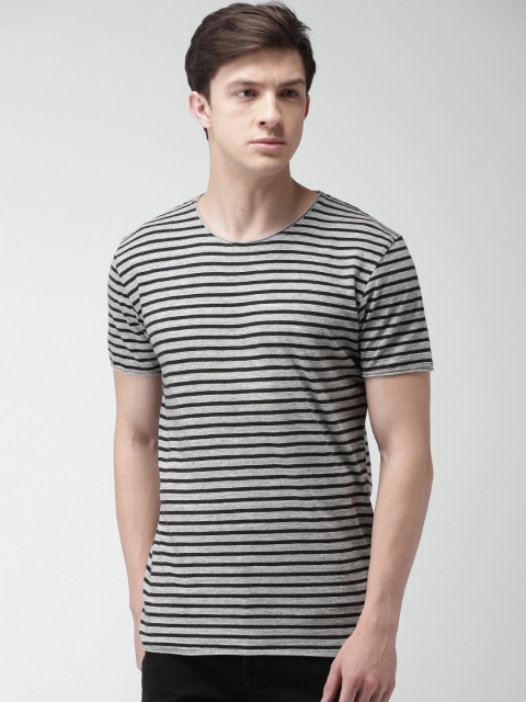 

SELECTED Men Grey Melange & Black Striped Round Neck T-Shirt