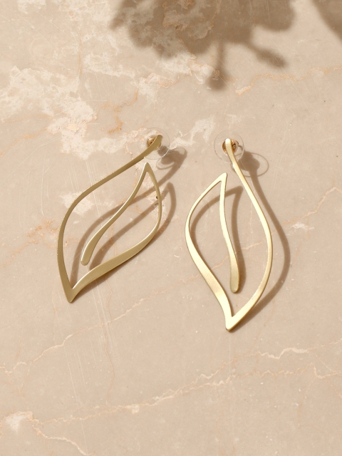 

Pipa Bella Gold-Toned Leaf Shaped Drop Earrings