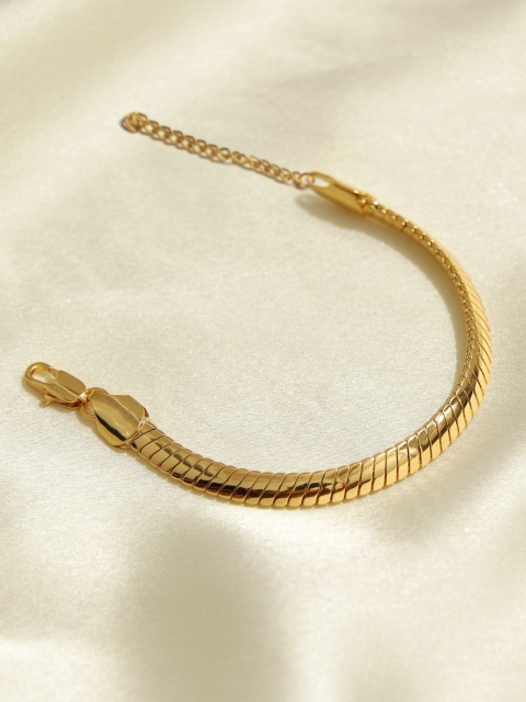 

Pipa Bella Women Gold-Toned Textured Brass Link Bracelet