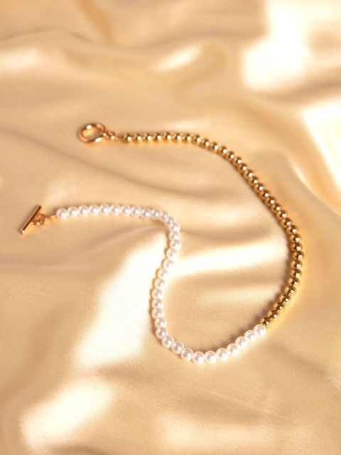 

Pipa Bella Gold-Toned & Off White Beaded Toggle Necklace