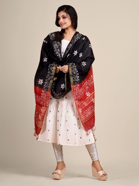 

Arhi Black & Red Printed Linen Batik Dupatta with Zari