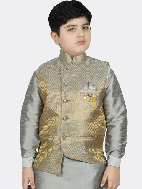

SG YUVRAJ Boys Silver-Toned Woven Design Nehru Jackets