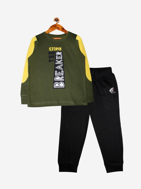

KiddoPanti Boys Green & Black Printed T-shirt & Track Pant Set