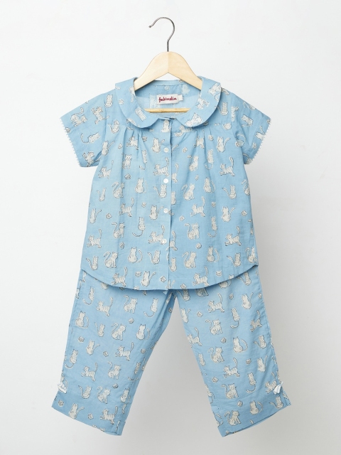 

Fabindia Girls Blue & White Animal Printed Night suit