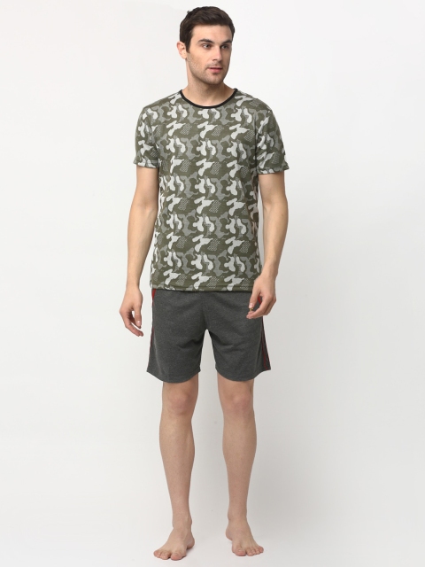 

VIMAL JONNEY Men Olive Green & Grey Printed Night suit