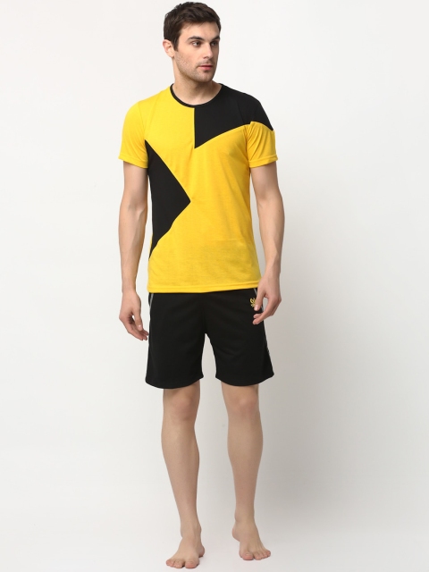 

VIMAL JONNEY Men Yellow & Black Colourblocked Night suit