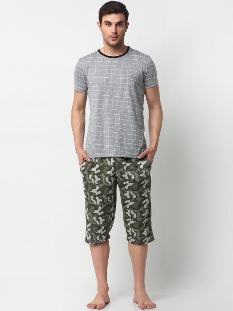 

VIMAL JONNEY Men Grey Cotton Blend Night Suit