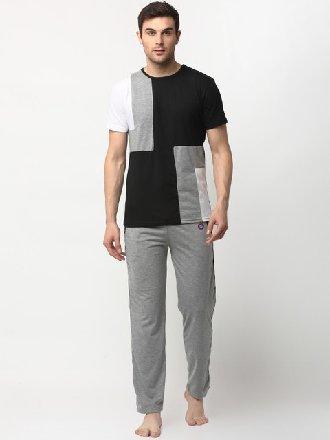 

VIMAL JONNEY Men Black & Grey Colourblocked Night Suit