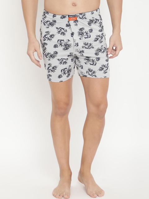 

V2 Value & Variety Men Grey & White Printed Pure Cotton Boxers 1114057222010
