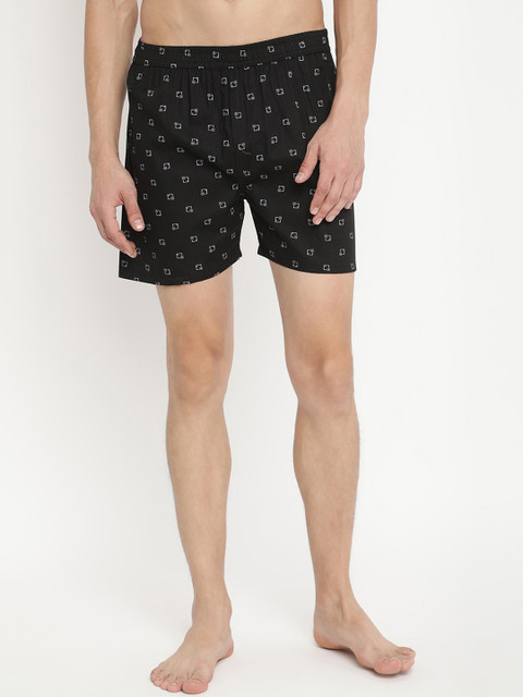 

V2 Value & Variety Men Black & White Printed Boxer1114057291004