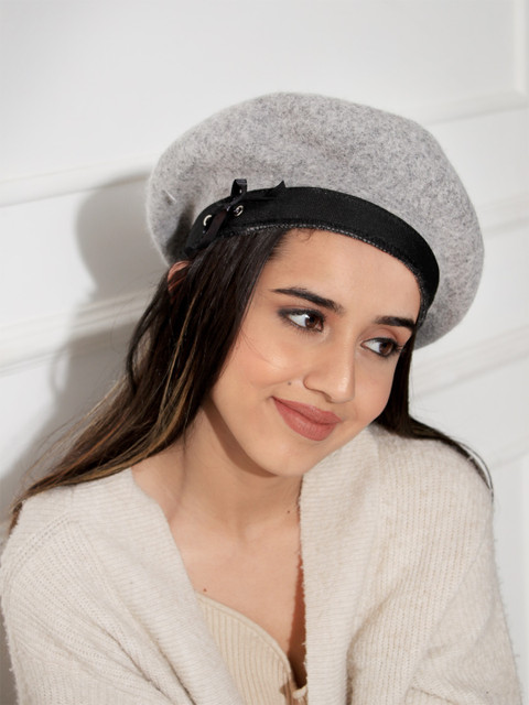 

ToniQ Women Grey & Black Solid Vintage French Beret Hat
