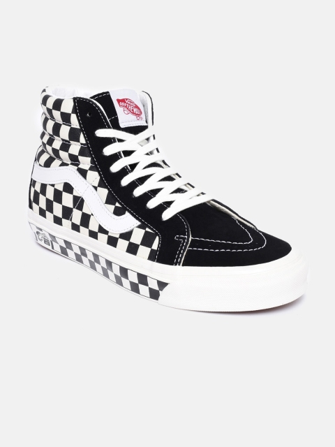 

Vans Unisex Black & White Checked Sneakers